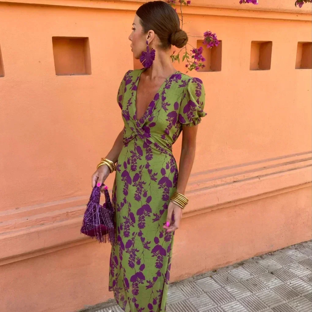 Zoe - Effortless Elegance for Summer