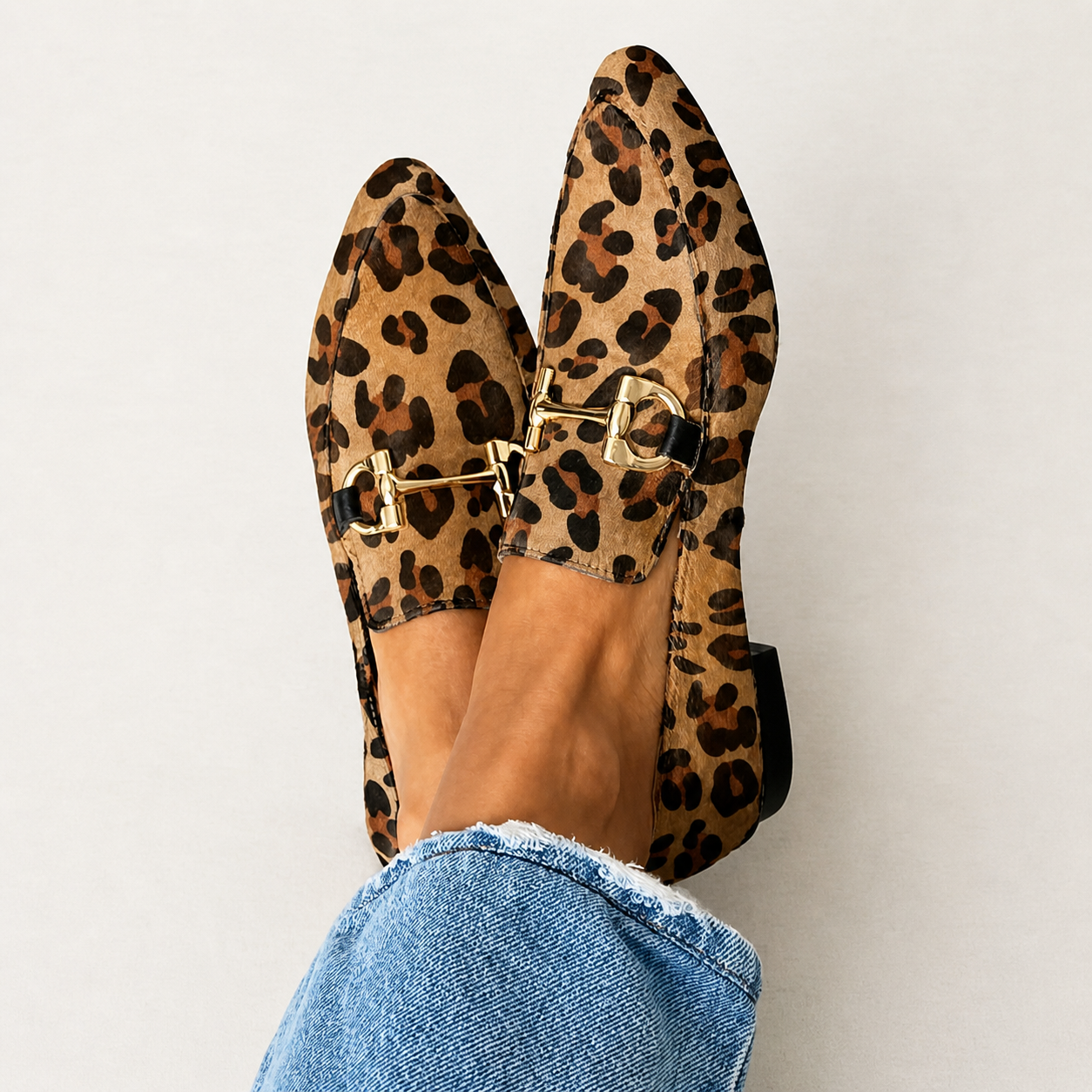 Gia - Chic Leopard Print Moccasins