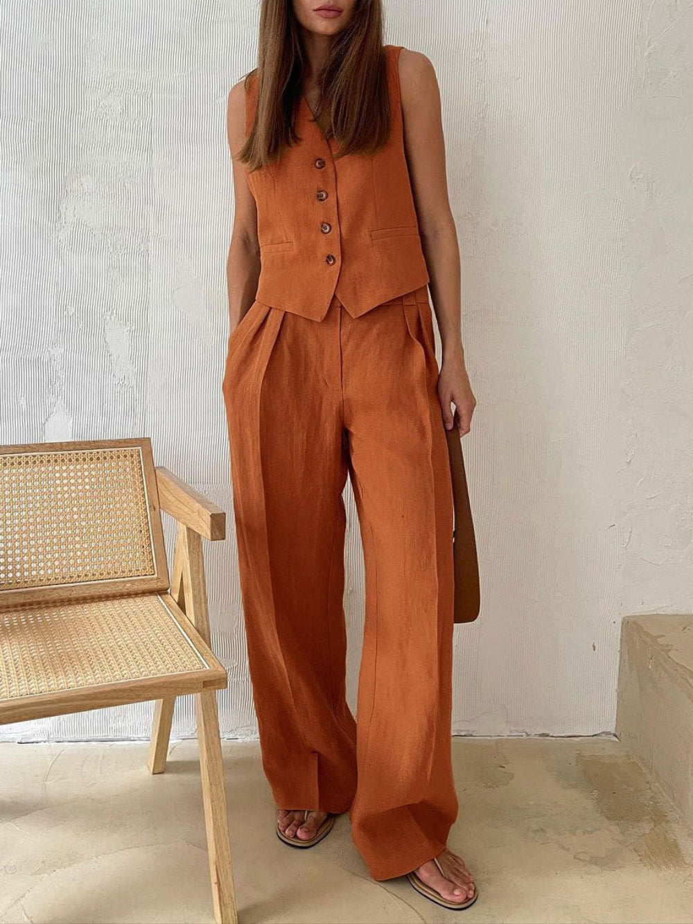 Lila | V-neck Pleated Wide-leg Trousers Suit