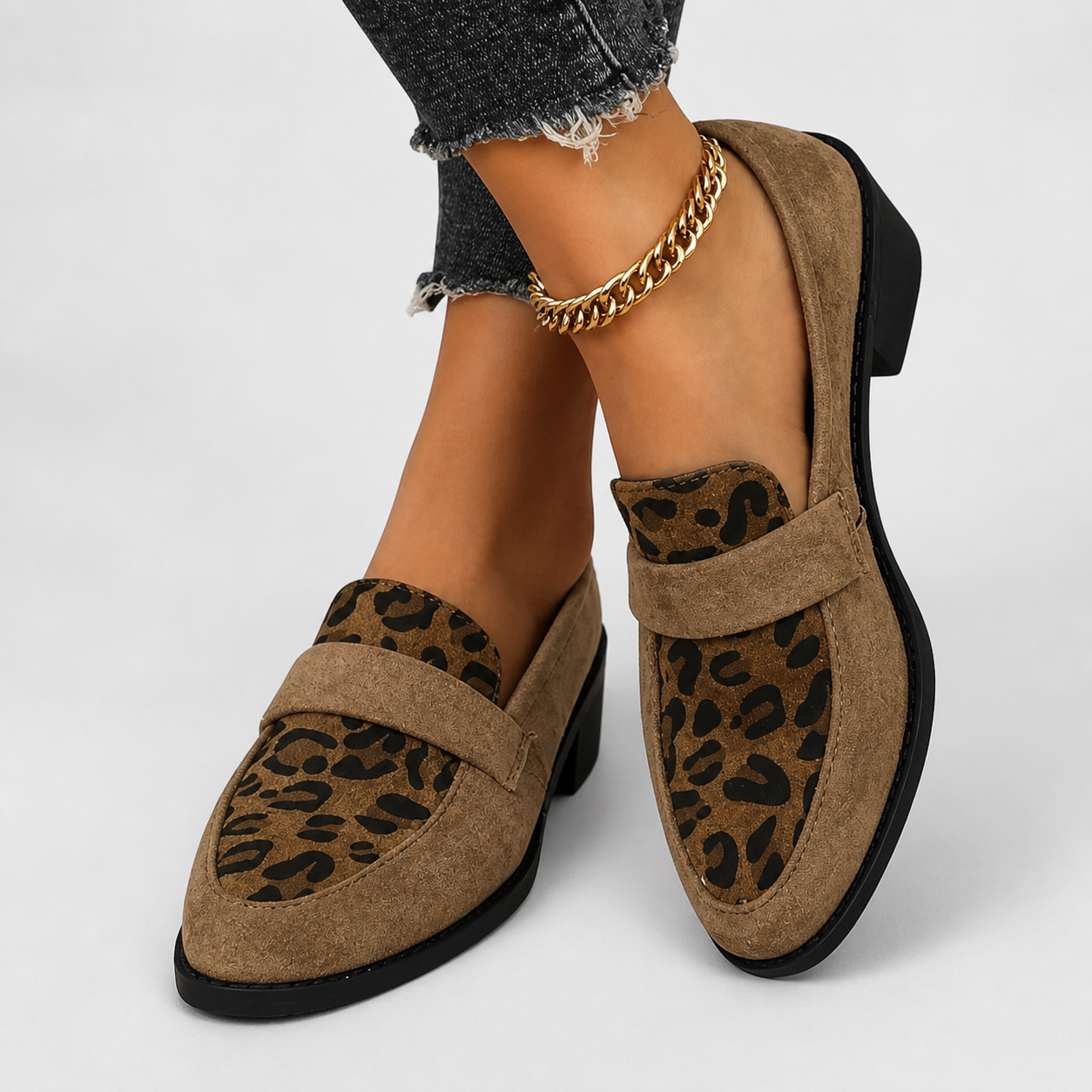 Brunika – Cozy Slip-On Slippers