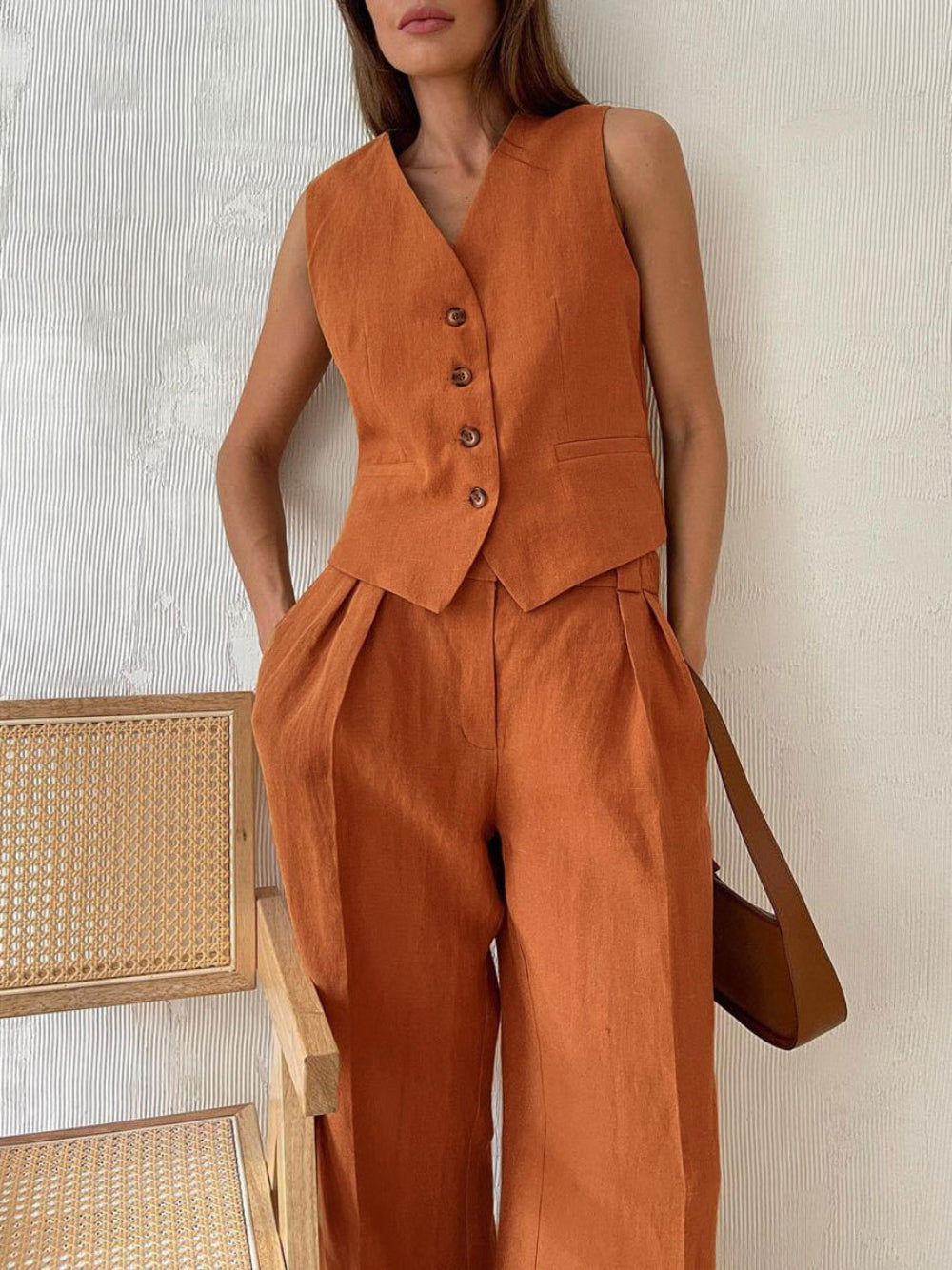 Lila | V-neck Pleated Wide-leg Trousers Suit