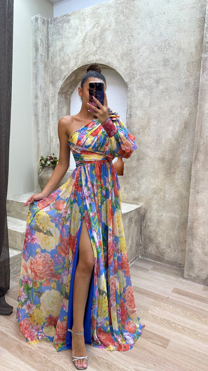 Whitney - Graceful and Flowing Gown
