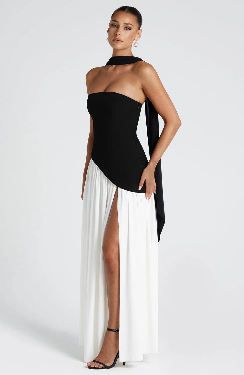Beatriz - Elegant Maxi Dress