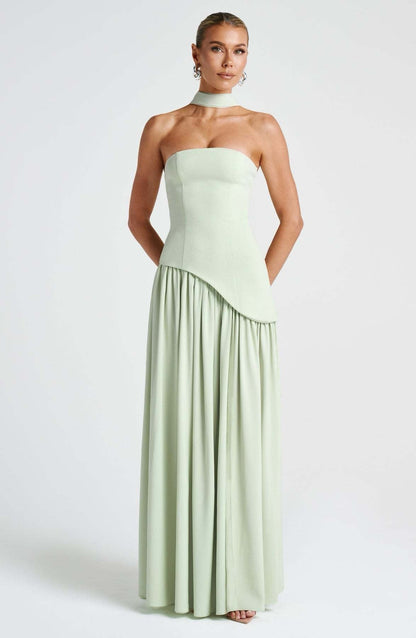 Beatriz - Elegant Maxi Dress