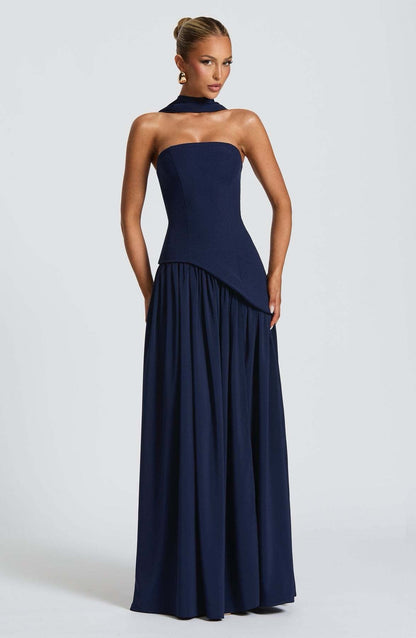 Beatriz - Elegant Maxi Dress