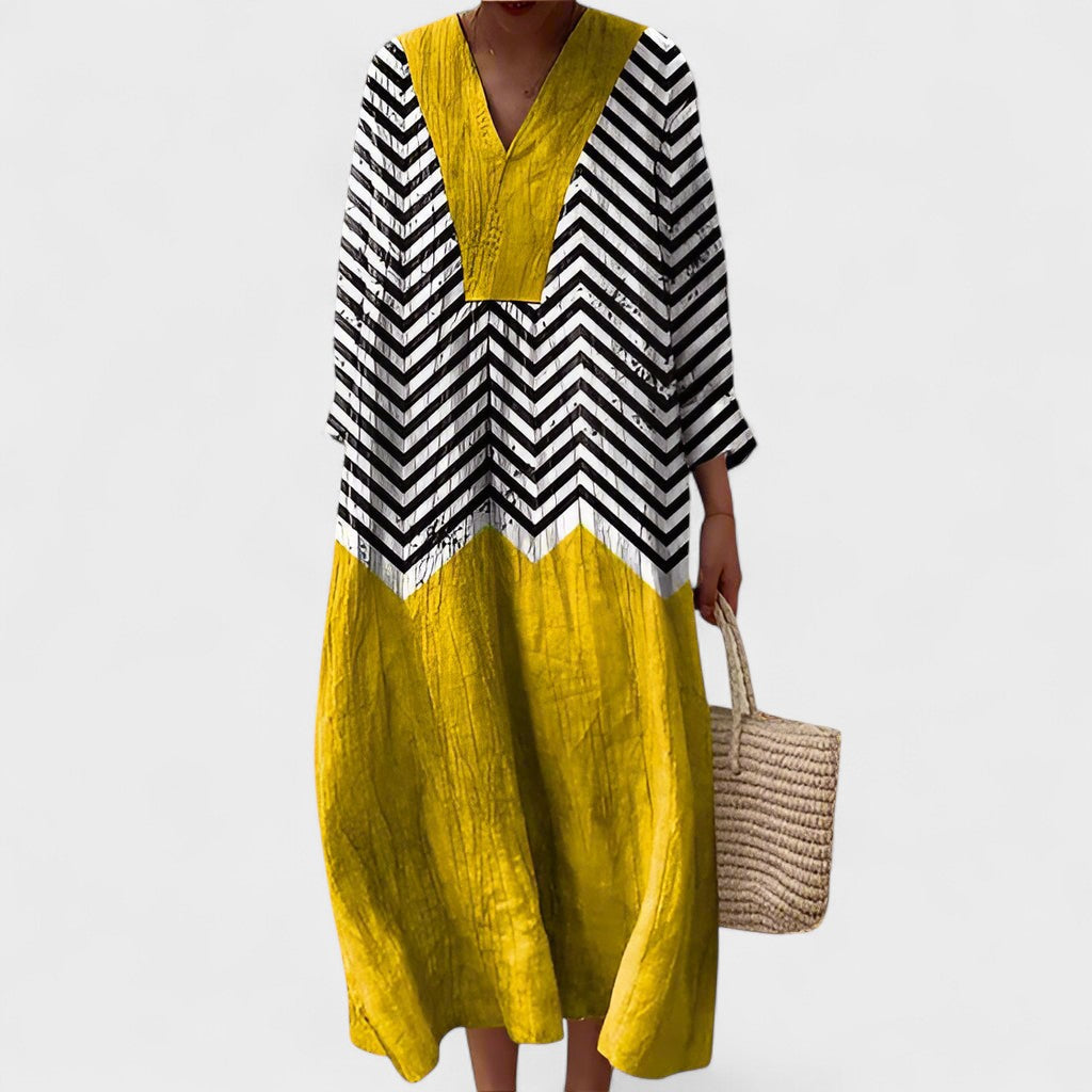Carla - Chic Geometric Dress