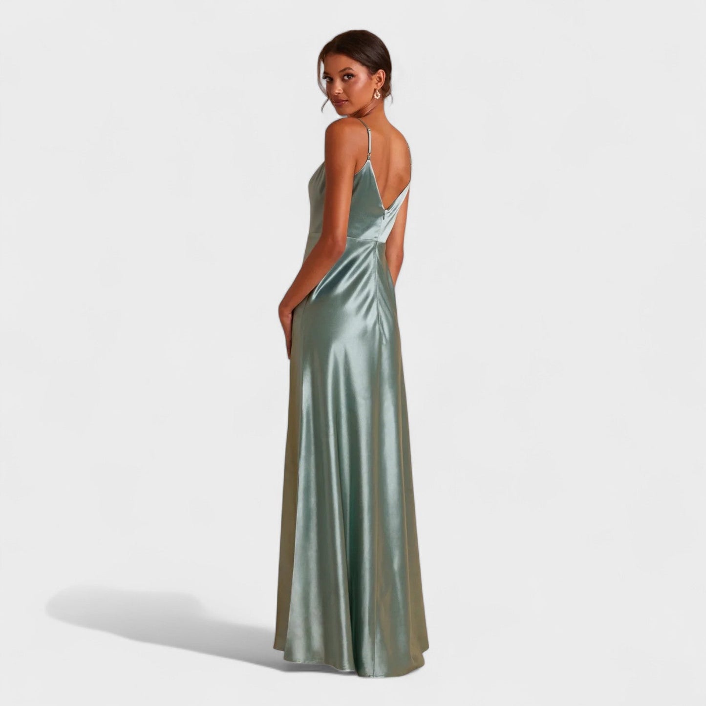 Lúcia - Elegant Long Satin Gown
