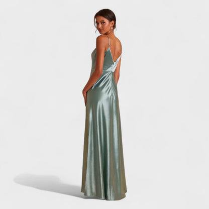 Lúcia - Elegant Long Satin Gown