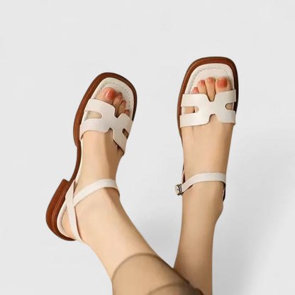 Vera - Chic Flat Sandals