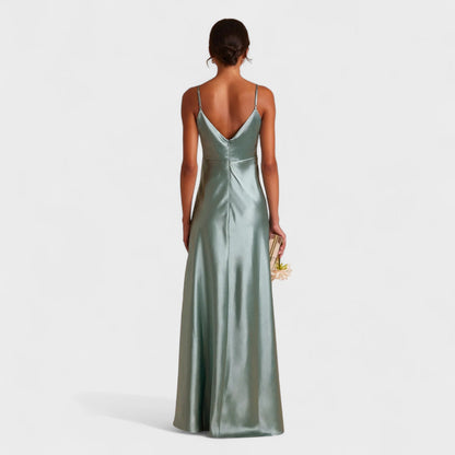 Lúcia - Elegant Long Satin Gown