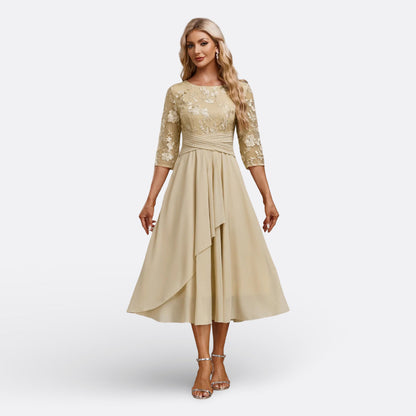 Mariana - Lace Dress with Short Sleeves