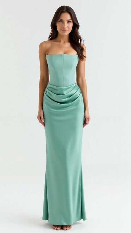 Esmeralda - Elegant Long Dress with Fitted Bodice