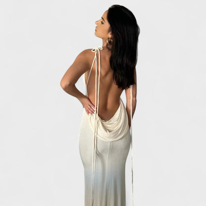 Luna - The Dress That Embraces Your Curves
