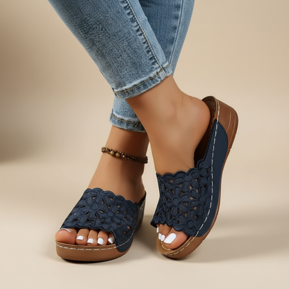 Delilah – Comfort-Focused Ergonomic Sandals