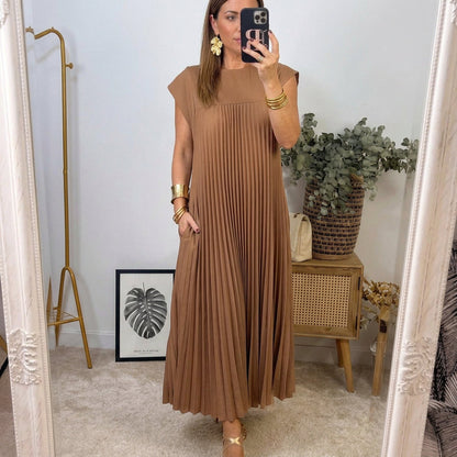 Ana - Classic Comfort Dress
