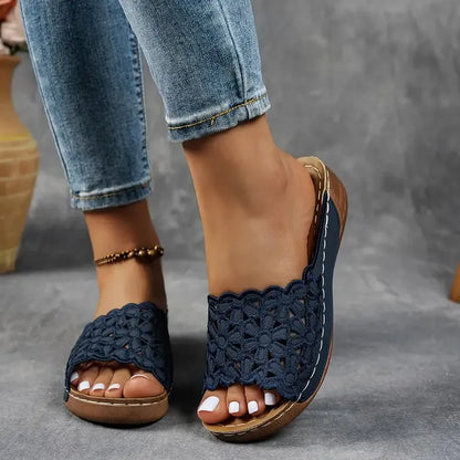 Delilah – Comfort-Focused Ergonomic Sandals