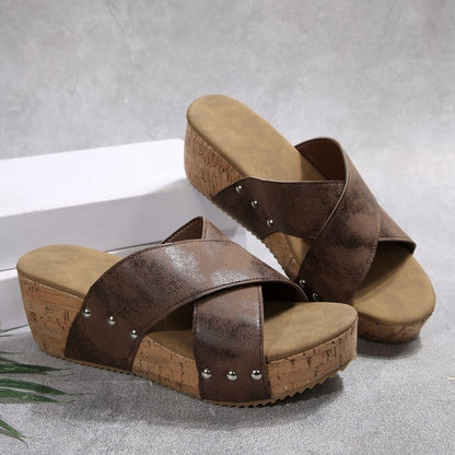 Oakley – Bohemian Wedge Sandals