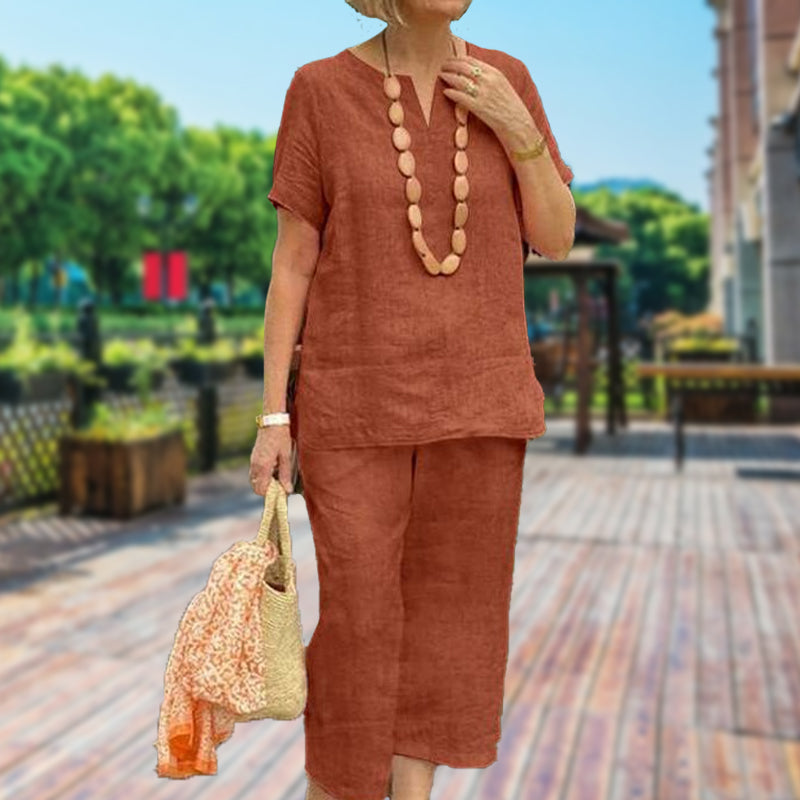 Chiara - Elegant Comfort Outfit