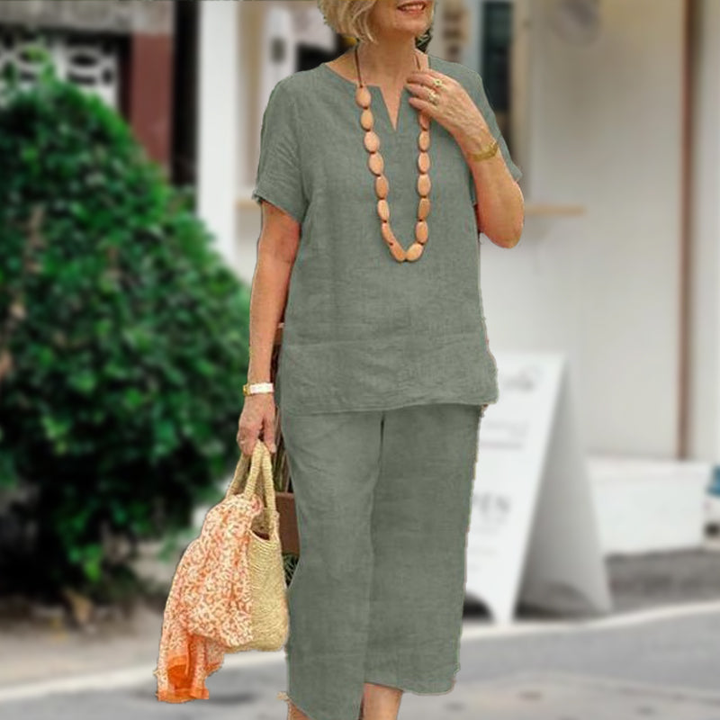 Chiara - Elegant Comfort Outfit